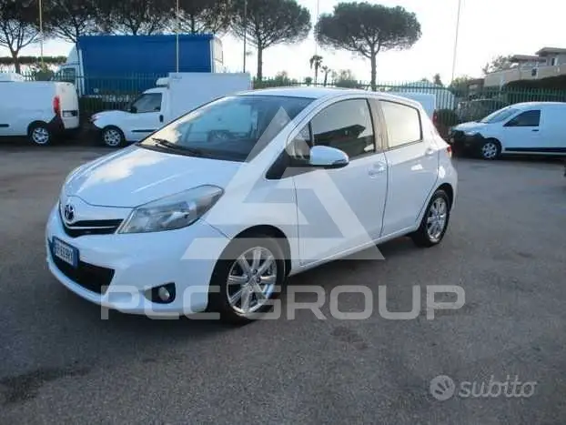 2013 Toyota YARIS