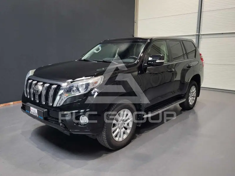 2013 Toyota LAND CRUISER