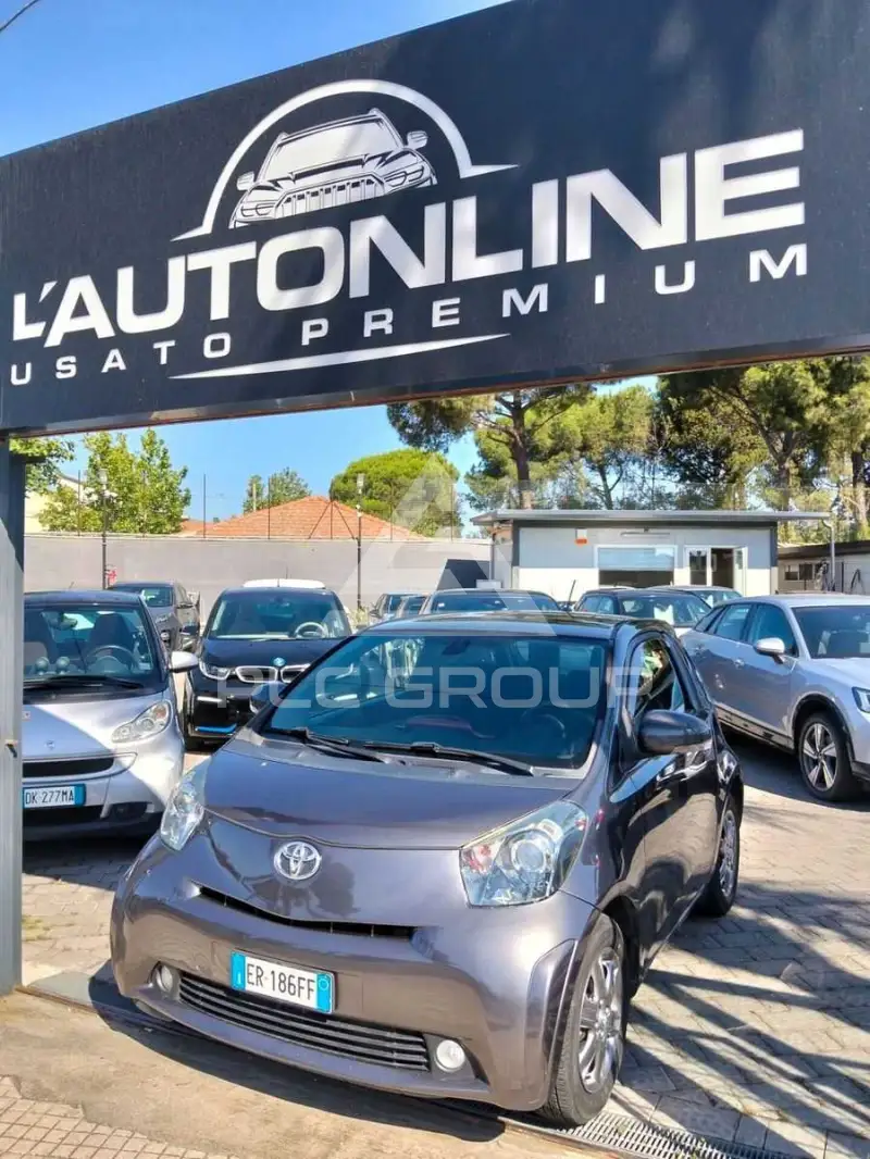 2013 Toyota IQ