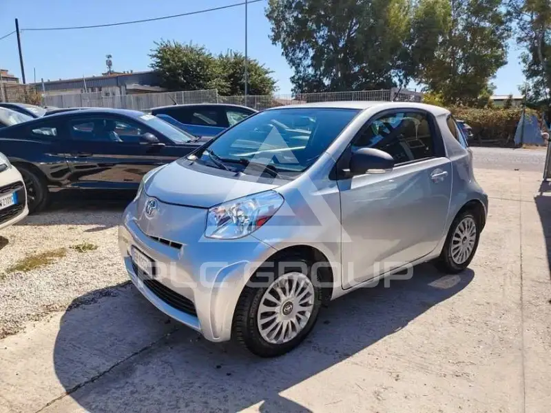 2013 Toyota IQ