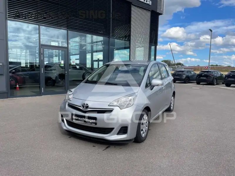 2013 Toyota VERSO