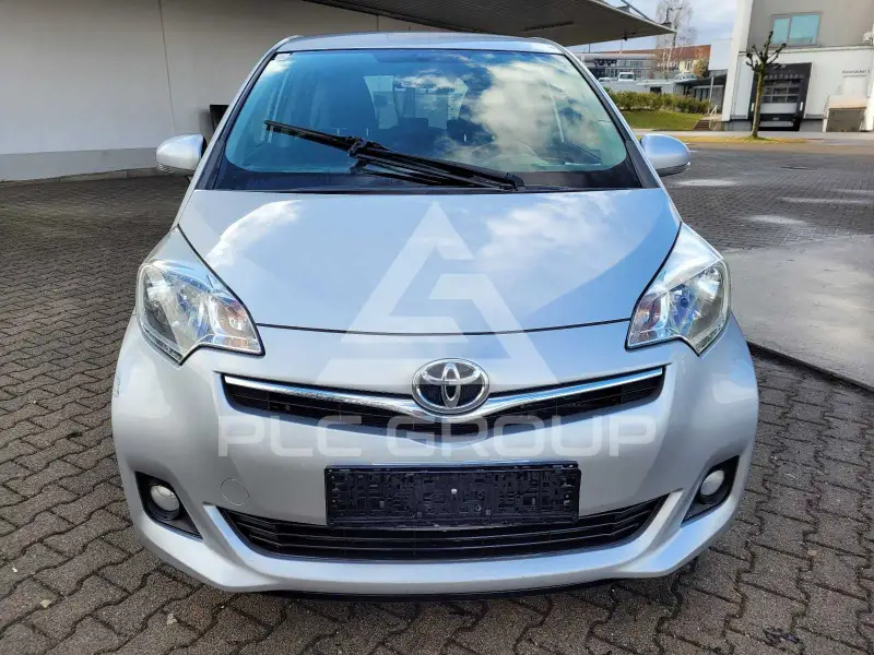2013 Toyota VERSO