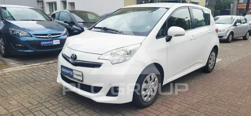 2013 Toyota VERSO