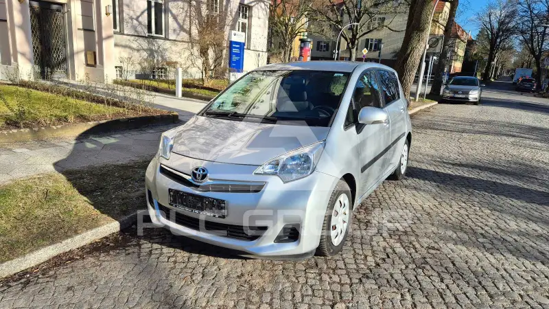 2013 Toyota VERSO