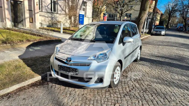 2013 Toyota VERSO
