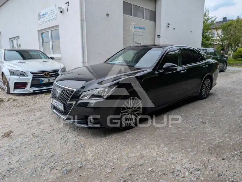 2013 Toyota Crown