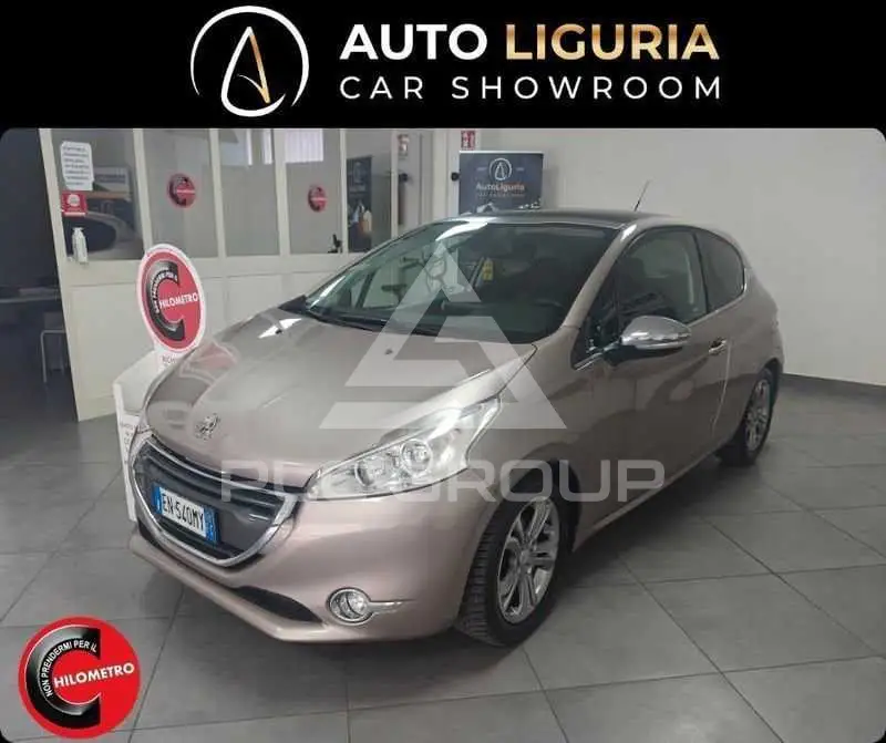 2013 Peugeot 208