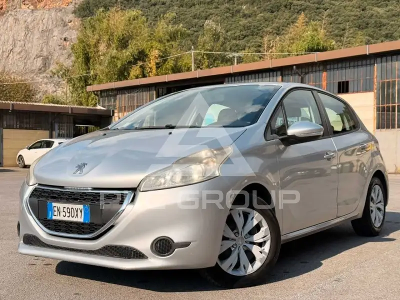 2013 Peugeot 208