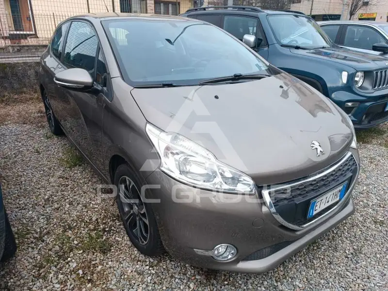 2013 Peugeot 208