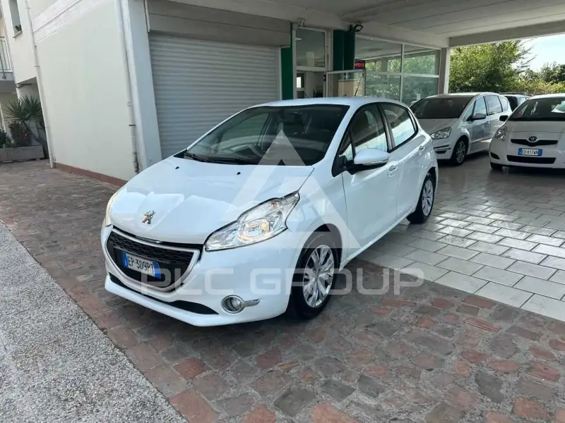 2013 Peugeot 208