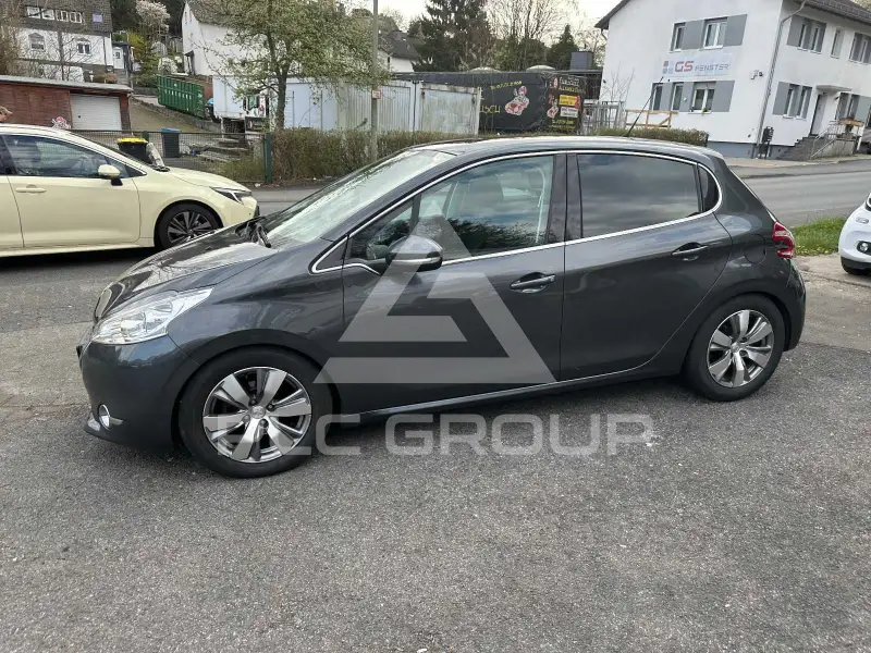 2013 Peugeot 208