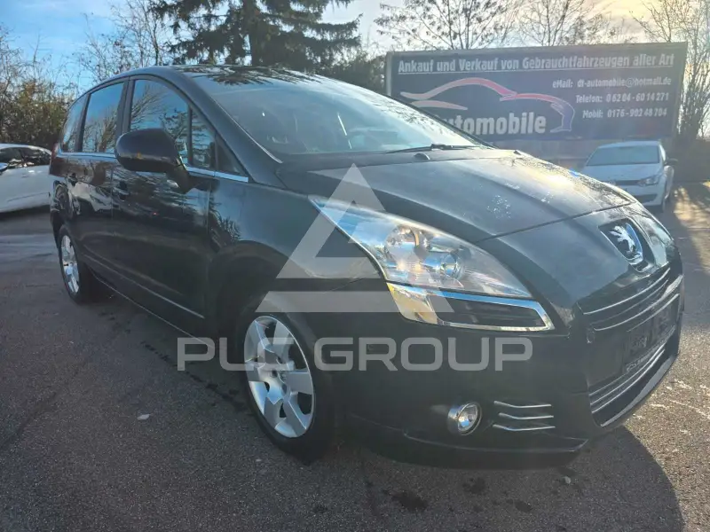 2013 Peugeot 5008