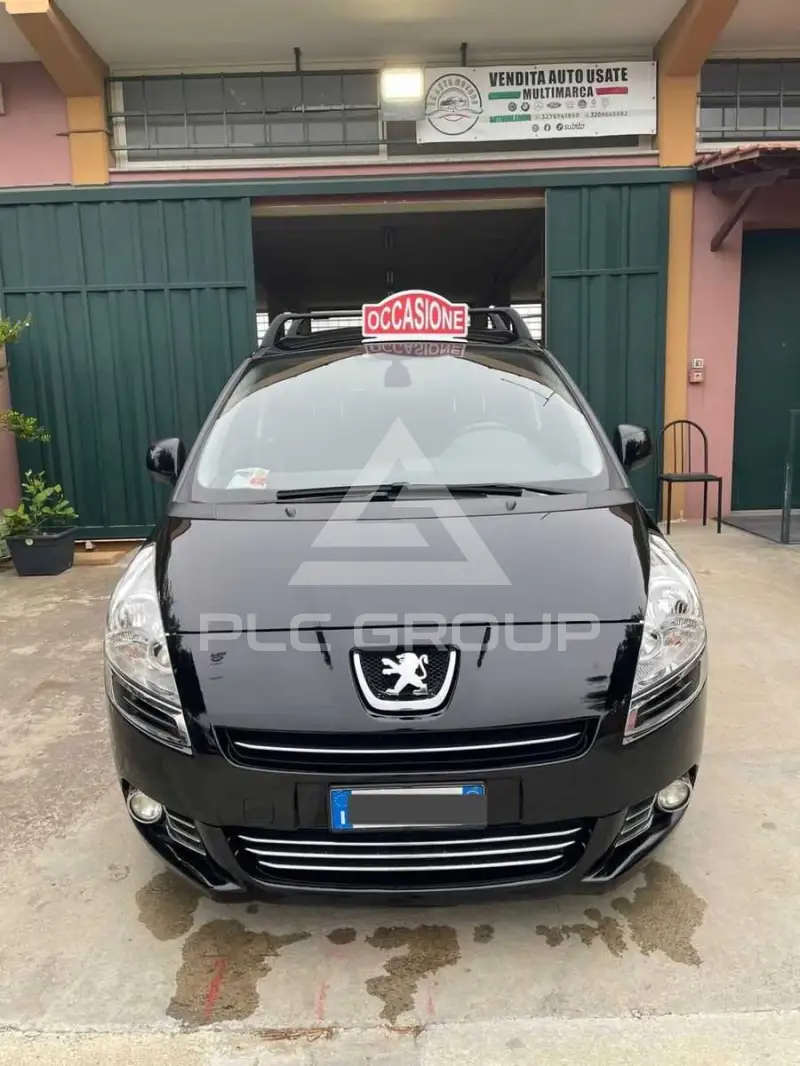 2013 Peugeot 5008