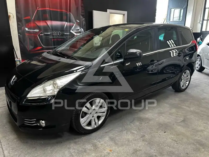 2013 Peugeot 5008