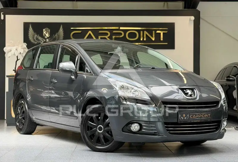 2013 Peugeot 5008