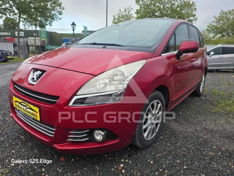 2013 Peugeot 5008