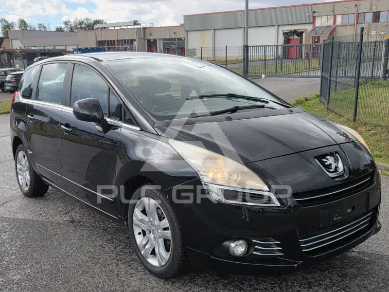 2013 Peugeot 5008