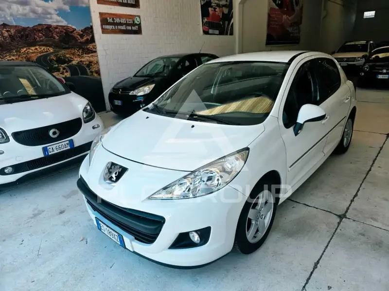 2013 Peugeot 207