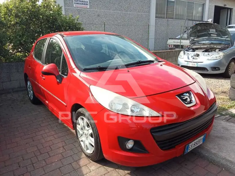 2013 Peugeot 207