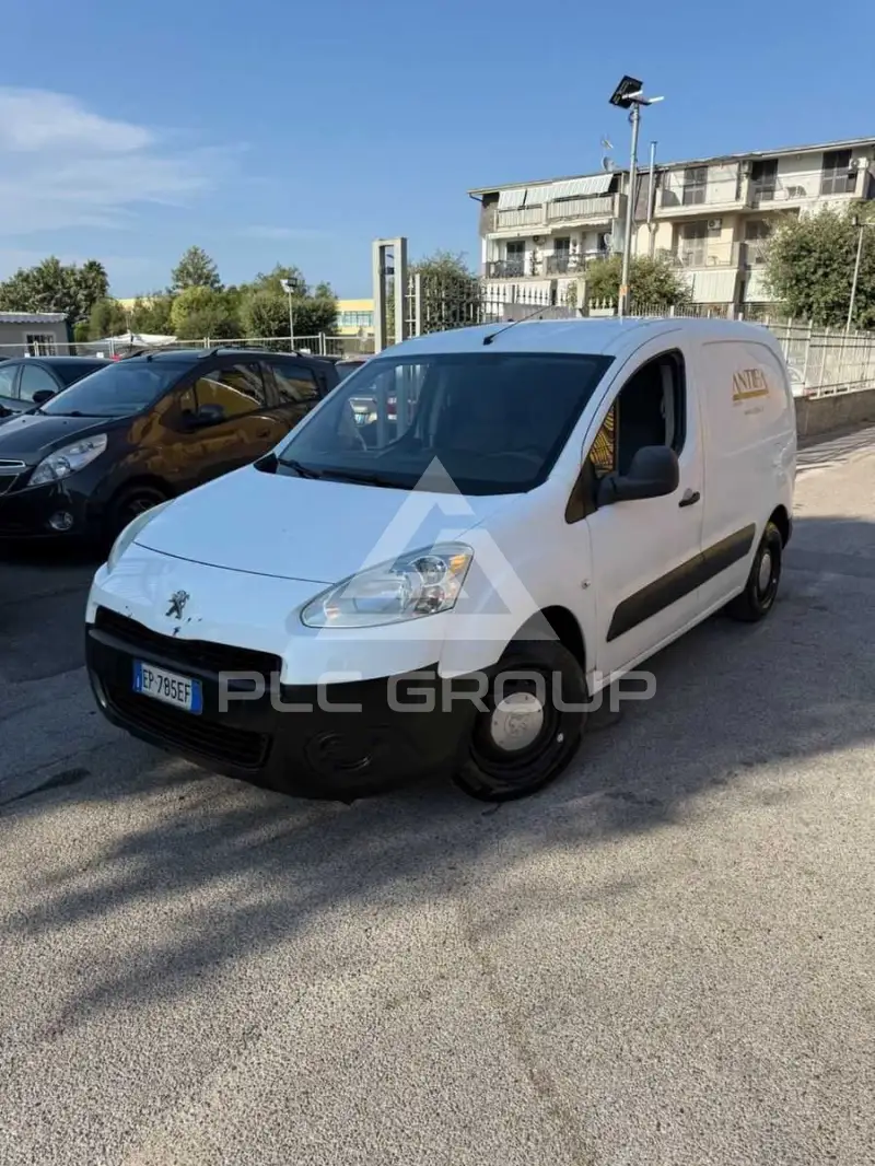 2013 Peugeot Partner