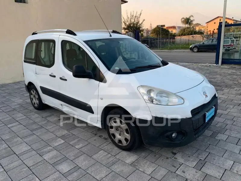 2013 Peugeot Partner