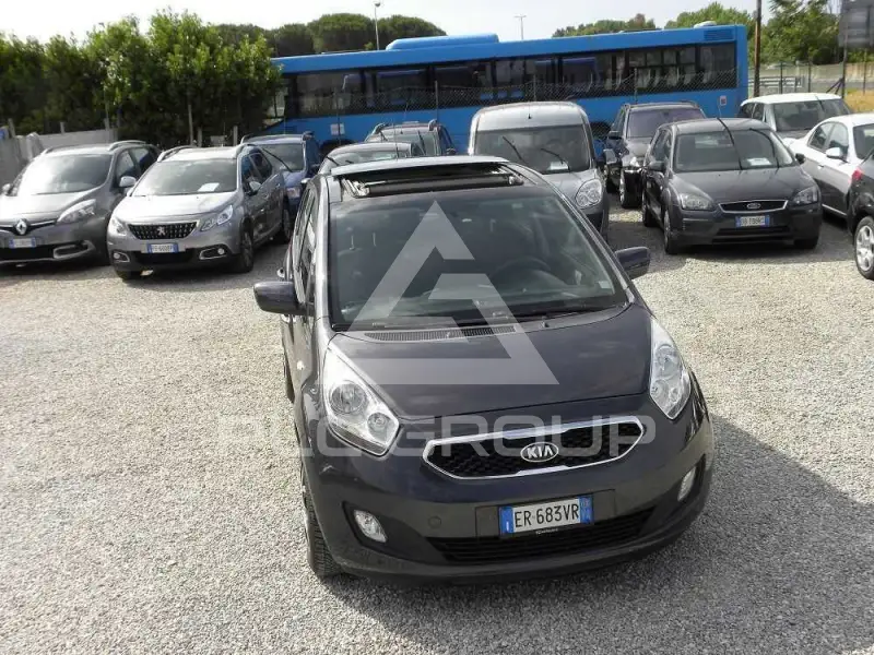 2013 KIA Venga
