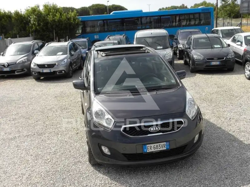 2013 KIA Venga