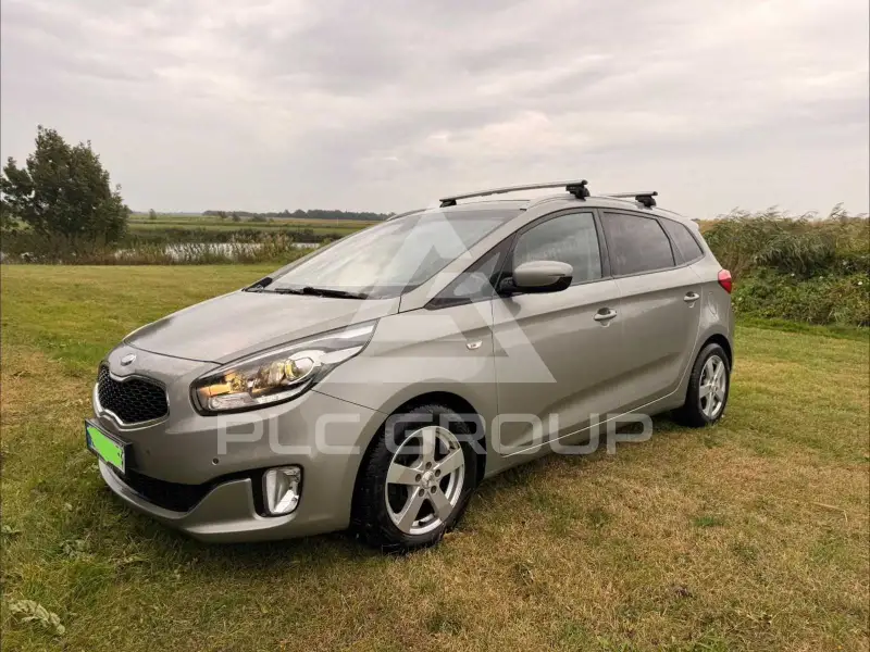 2013 KIA Carens