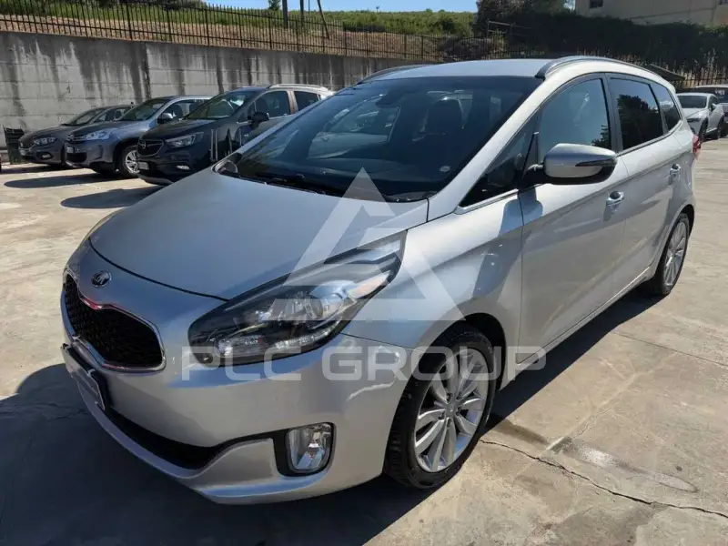 2013 KIA Carens