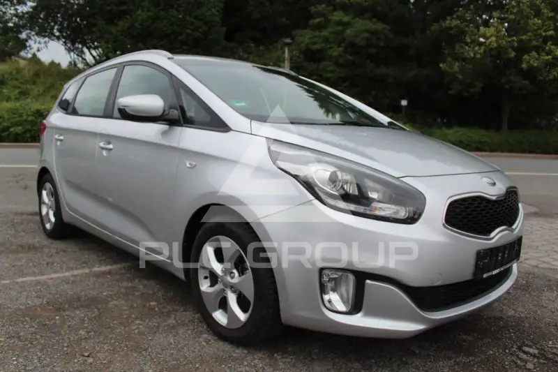 2013 KIA Carens