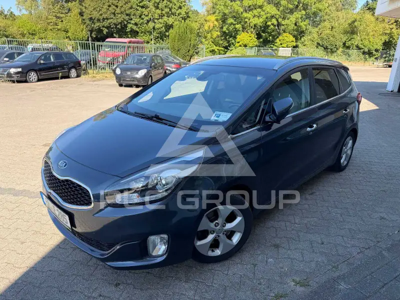 2013 KIA Carens