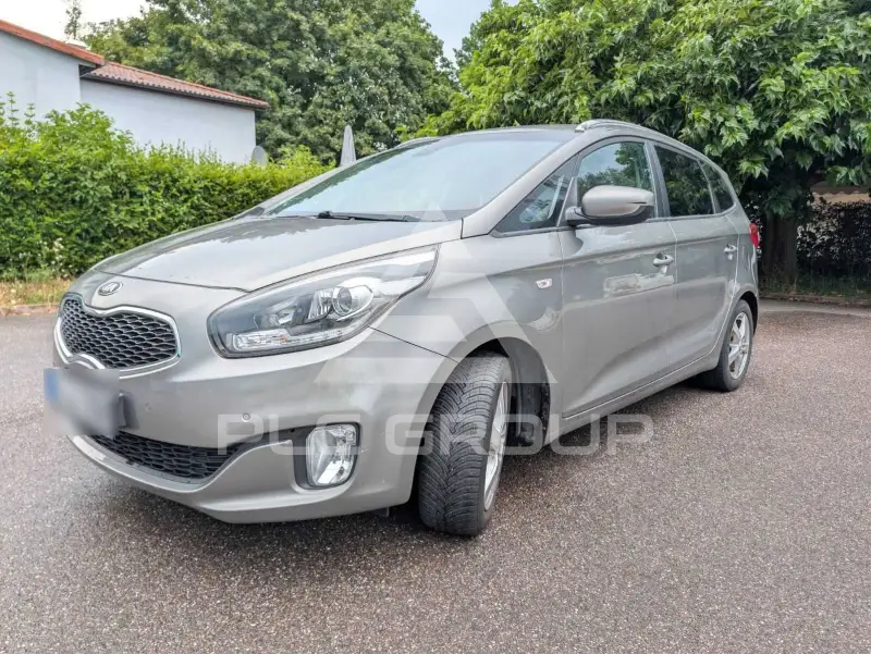 2013 KIA Carens