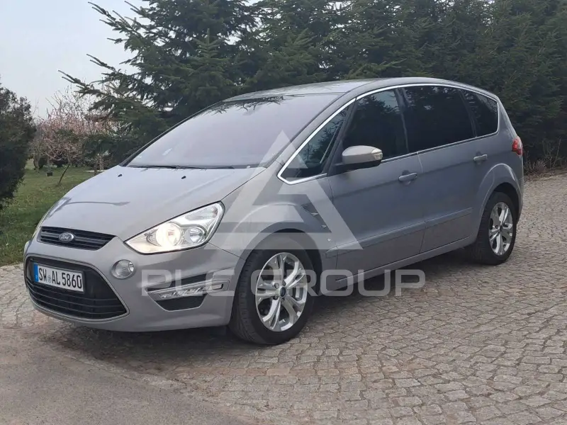 2013 Ford S-Max