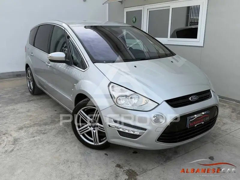2013 Ford S-Max