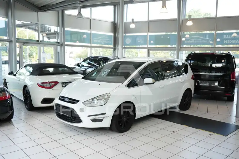 2013 Ford S-Max