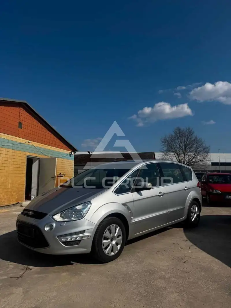 2013 Ford S-Max
