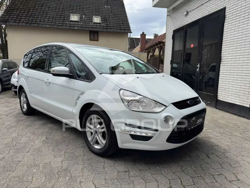 2013 Ford S-Max