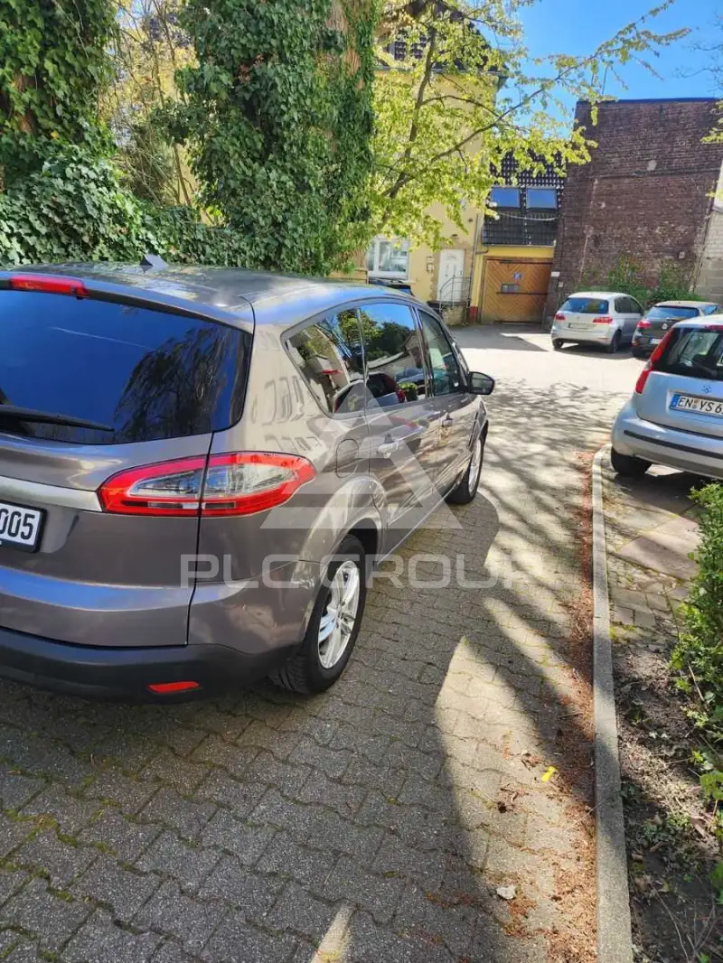 2013 Ford S-Max