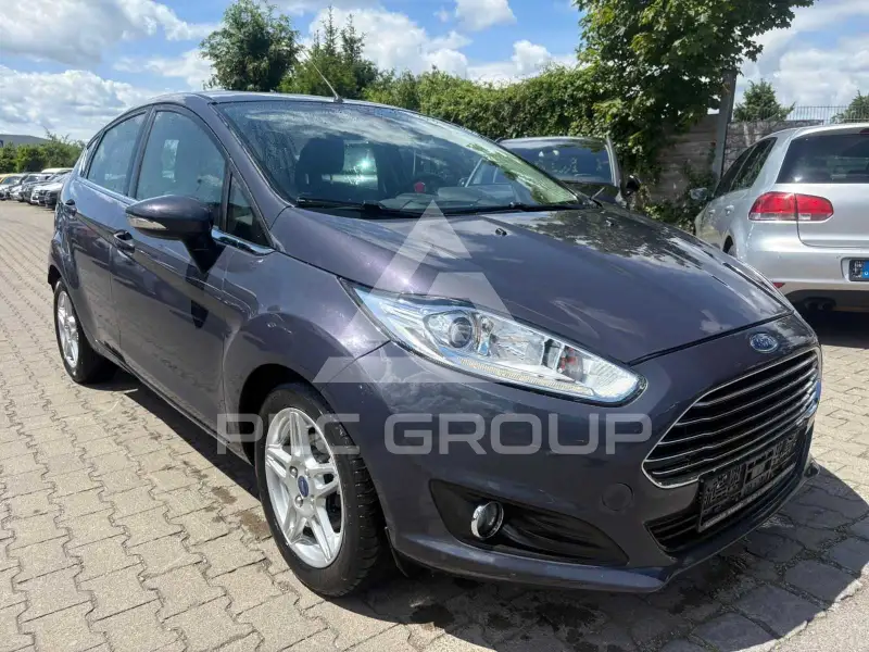 2013 Ford FIESTA