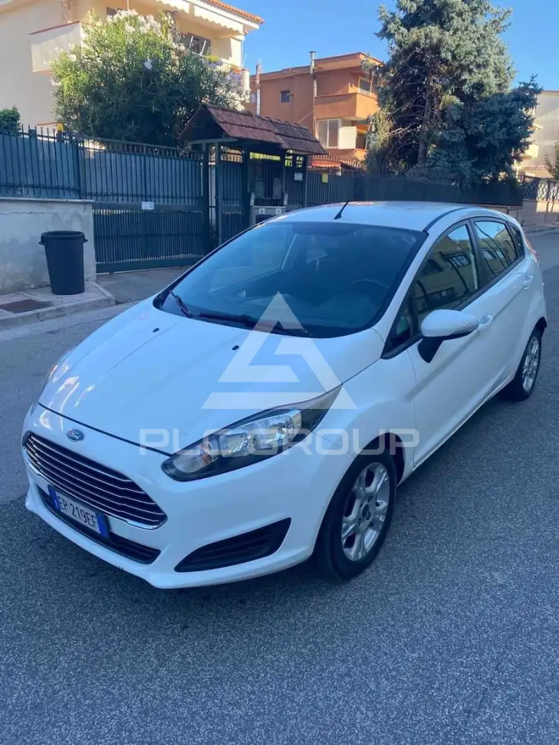 2013 Ford FIESTA
