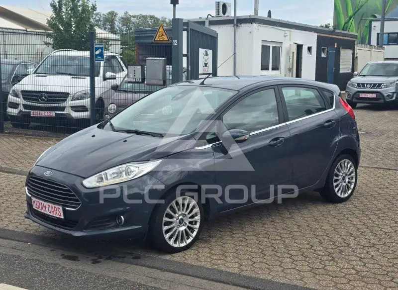 2013 Ford FIESTA