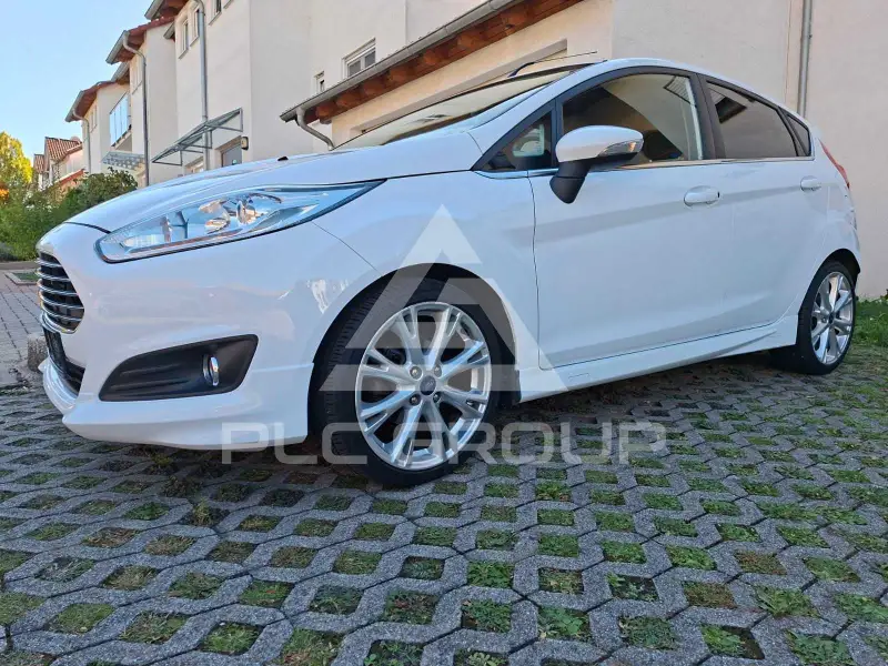 2013 Ford FIESTA