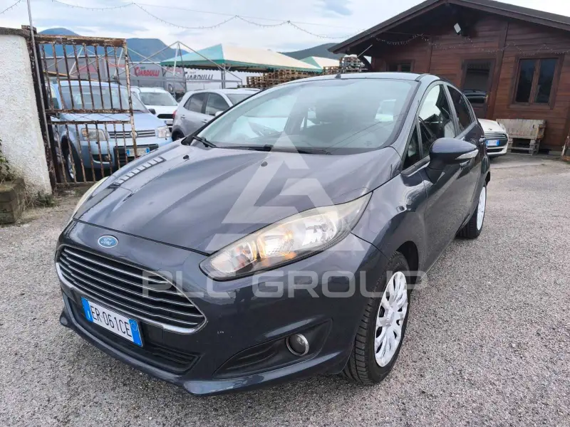 2013 Ford FIESTA