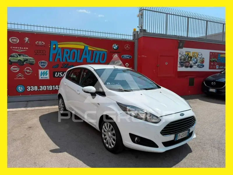 2013 Ford FIESTA