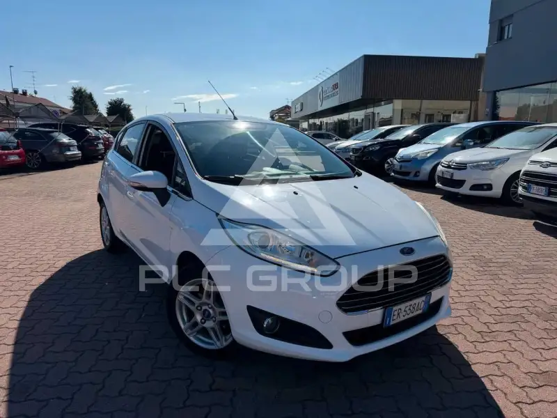 2013 Ford FIESTA