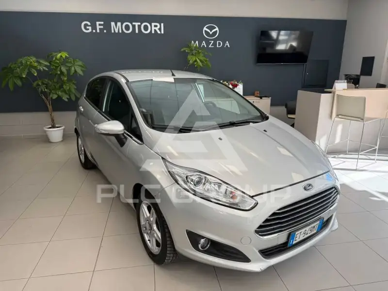 2013 Ford FIESTA