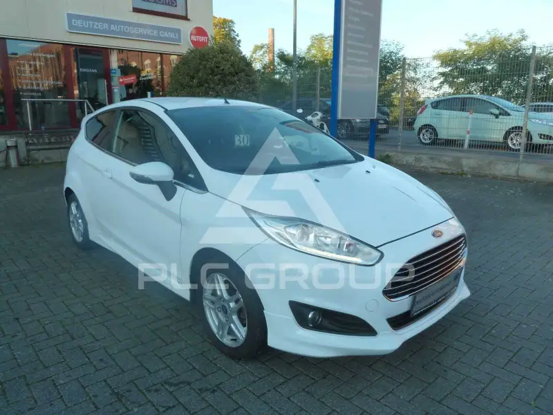 2013 Ford FIESTA