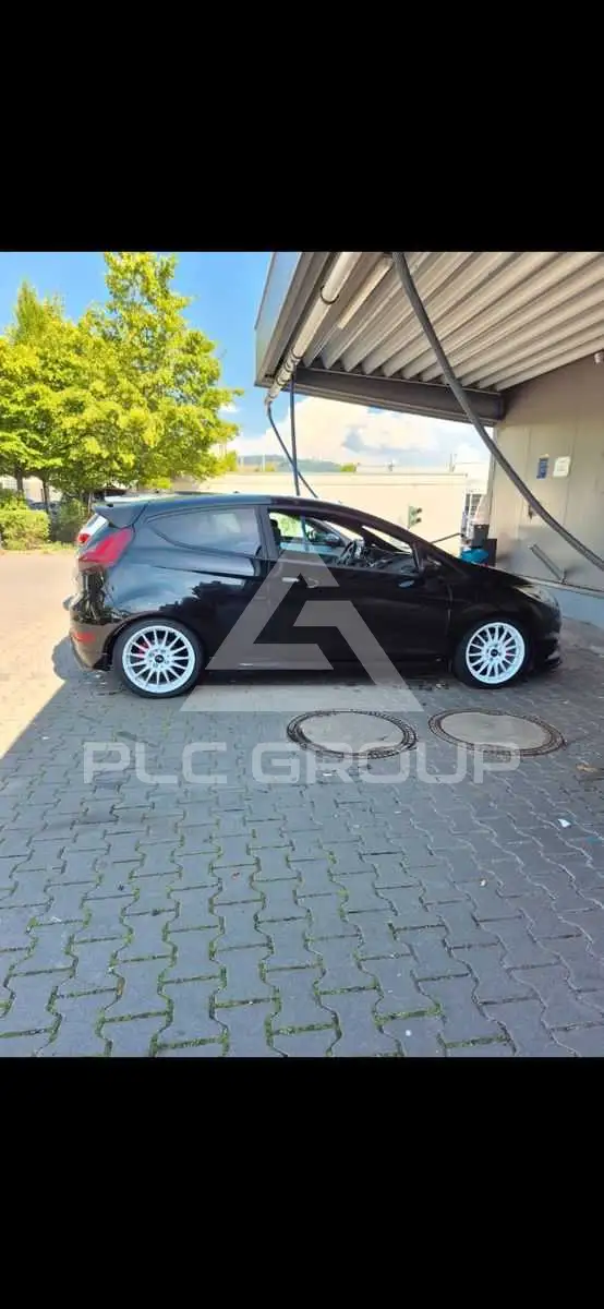 2013 Ford FIESTA