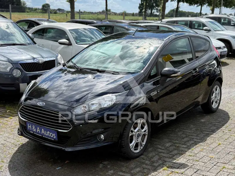 2013 Ford FIESTA