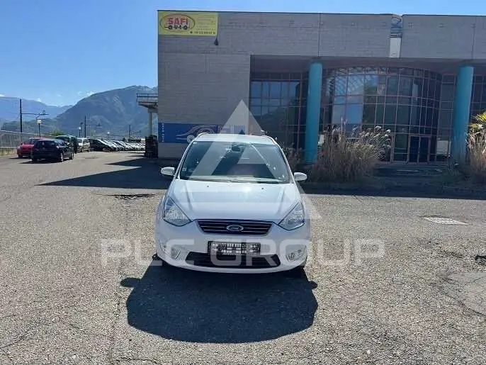 2013 Ford GALAXY